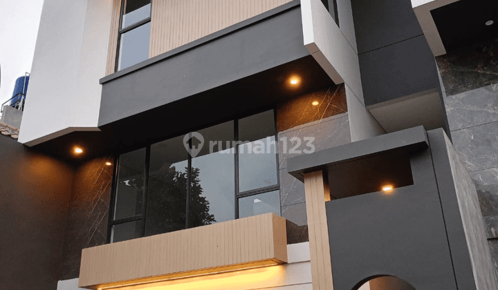 Dijual Rumah Minimalis Modern Dikawasan Elite Setra Duta Bandung 1