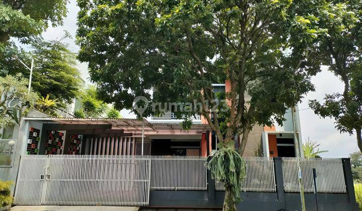 Disewakan Rumah Furnished SHM Sariwangi, Bandung 1