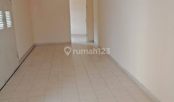 Disewakan Ruang Usaha Strategis 44 m2 SHM Batununggal, Bandung 1
