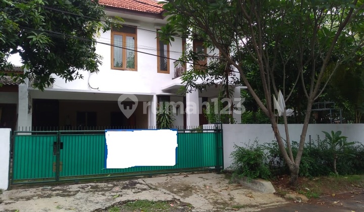 Rumah di Bintaro Jaya Sektor 2, 7 Kamar Tidur, Garasi 4 Mobil