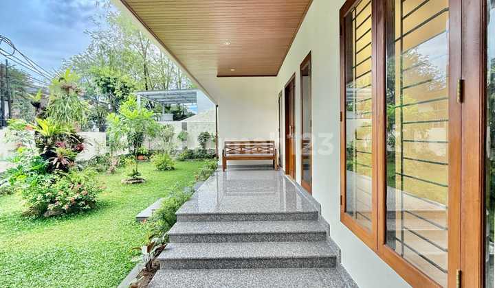 House in Lebak Bulus, South Jakarta, Newly Renovated, Spacious Garden 2