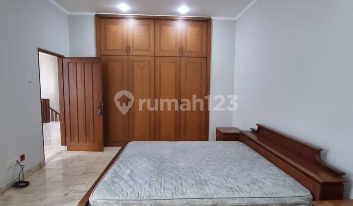 Rumah Semi Furnished SHM Pondok Indah, Jakarta Selatan Bagus Rumah Semi Furnished SHM Pondok Indah, Jakarta Selatan Bagus