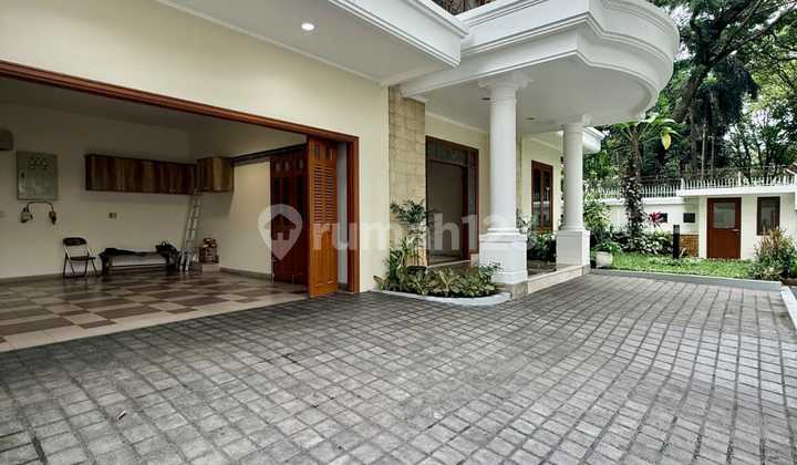 Rumah Mewah Terawat Siap Huni di Pondok Indah, Jakarta Selatan 2