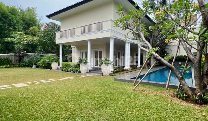 Rumah Kebayoran Baru, Jakarta Selatan Dekat Gunawarman