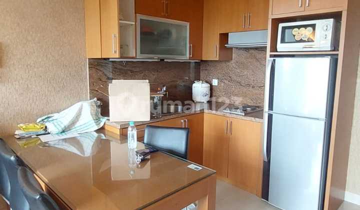 Apartemen Hampton Park Dekat Jakarta Intercultural School 2