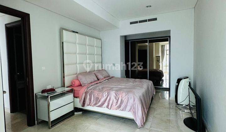 Sewa Apartemen Essence Darmawangsa 3 Kamar Tidur Furnished Bagus 1