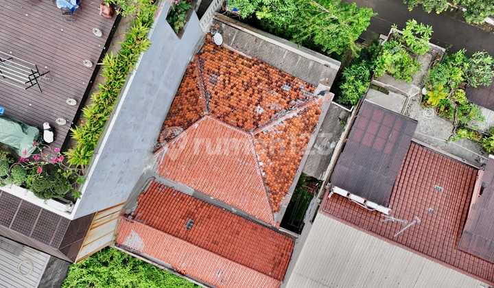 House in a Complex in Kebayoran Baru, South Jakarta Near SCBD 2