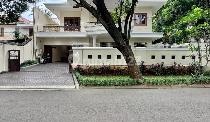 Rumah Mewah Terawat Siap Huni di Pondok Indah, Jakarta Selatan