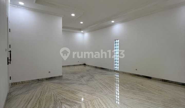 Jual Rumah Baru Renovasi, Siap Huni di Kemang, Jakarta Selatan 2