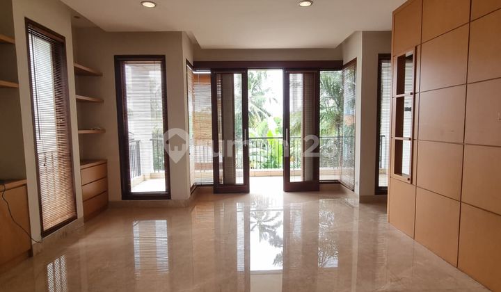 House in Cipete, South Jakarta with Swimming Pool & Backyard 2