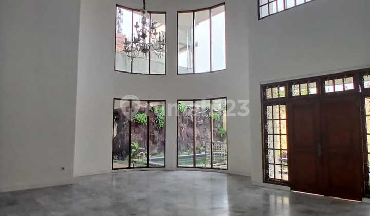 Rumah di Cipete Selatan, Jakarta Selatan 5 Kamar Tidur Unfurnished 2
