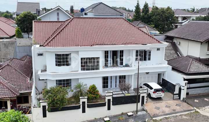 Rumah Terenovasi Cinere, Depok, Jalan Lebar & Siap Huni