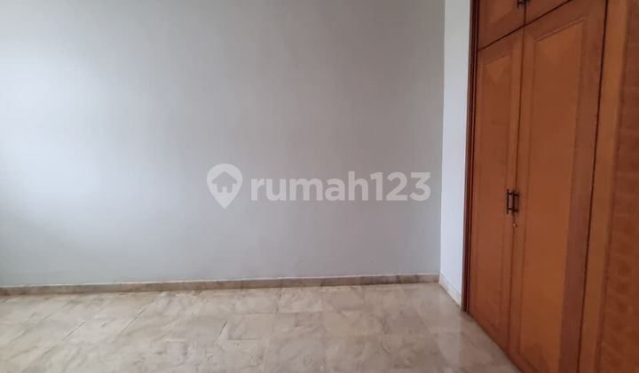 Rumah Semi Furnished SHM Pondok Indah, Jakarta Selatan Bagus 2