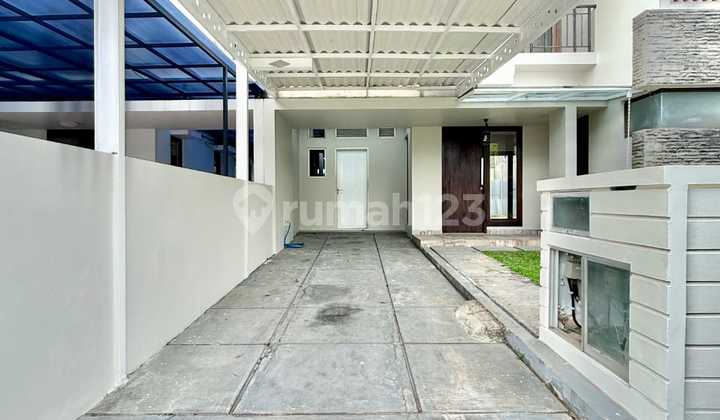 Rumah di Admiralty Residence Fatmawati, Cilandak 5+2 Kamar Tidur 2