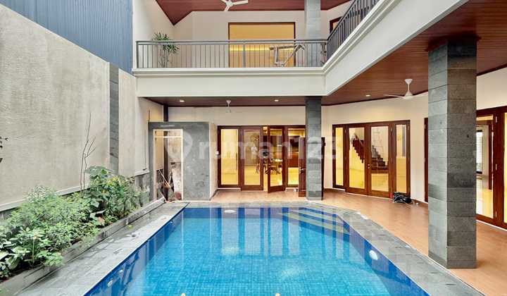 House in Lebak Bulus, South Jakarta, Newly Renovated, Spacious Garden