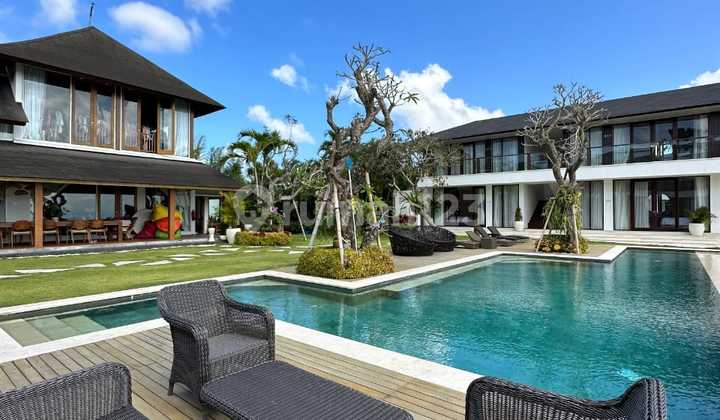 Bali Luxury Villa at Pecatu Hills With Direct View to The Sea