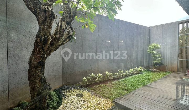 Rumah di Villa Pondok Indah Kebayoran Lama, Jakarta Selatan 2