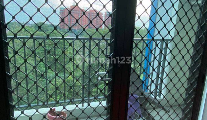 Sewa Apartement Hampton Park 3 BR Furnished Bagus 2