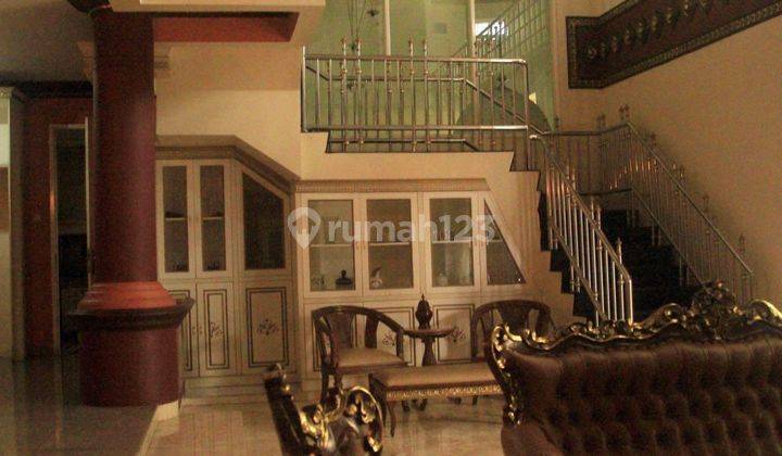 Dijual Rumah Besar Semi Furnish di Perumahan Villa Cibubur Indah, Ciracas, Jakarta Timur 2