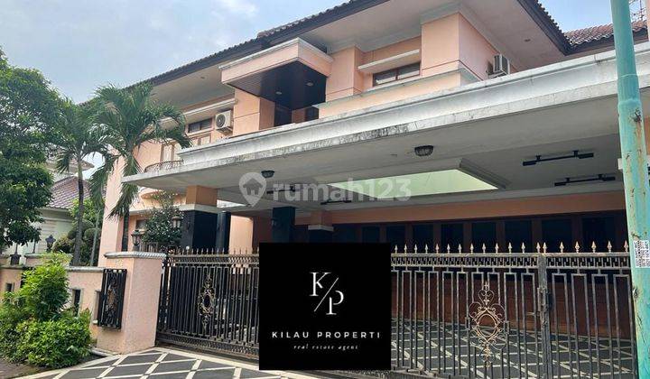 Dijual Rumah Mewah Full Furnish Ada Kolam Renang di Raffless Hills Cibubur 1