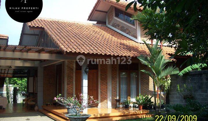 Dijual Rumah Model Villa Semi Furnish di Bambu Apus, Cipayung, Jakarta Timur 1