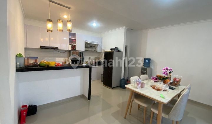 For Rent Furnished House in Florencia Cluster Lippo Cikarang, 115 Million/Year