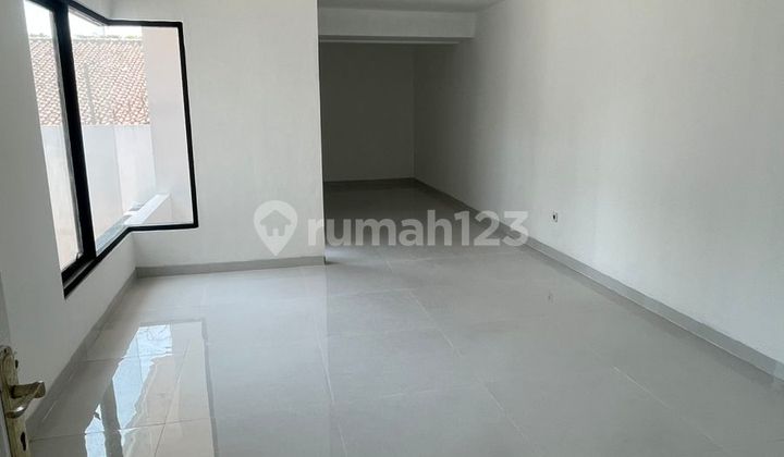 Dijual Cepat Rumah 2 Lantai di Cluster Taman Dago Lippo Cikarang, Harga 3,5 Miliar (Nego Sampai Deal) 2