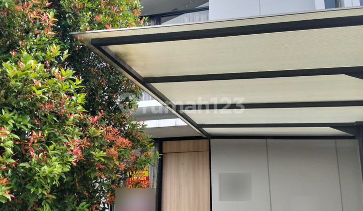 Harga Super Terjangkau! Sewa Rumah 2 Lantai Waterfront Lippo Cikarang Siap Huni