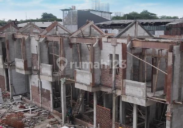 Mau Jadi Juragan Kost? Palm Townhouse Solusi Balik Modal Cepat - Cuma 600 Jutaan dan Dp 0%! Mau Jadi Juragan Kost? Palm Townhouse Solusi Balik Modal Cepat - Cuma 600 Jutaan dan Dp 0%!