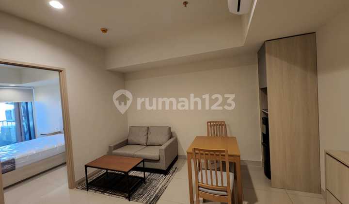 For Rent 2BR Apartment 57 m2 Orange County Lippo Cikarang 120 Million/Year! 2