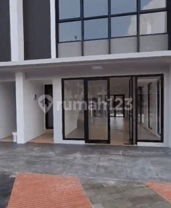 Dijual Cepat! Ruko Tanamera Lippo Cikarang, 3 Lantai,  2,5 Miliar! 1