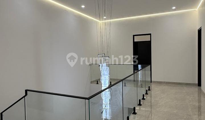 For Quick Sale New 2-Story House in Taman Simpruk Lippo Cikarang - Land Area 200 M², Price 4 Billion 2