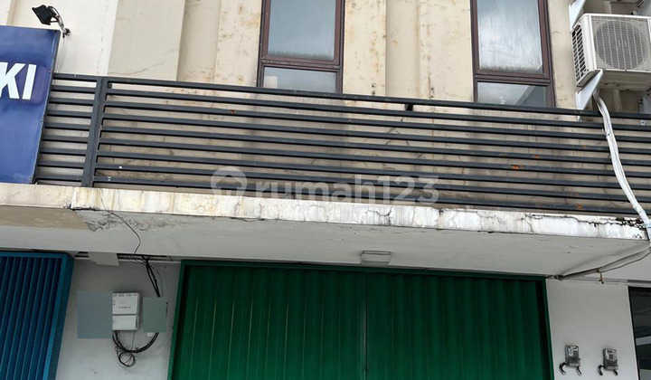 Ruko Strategis 3 Lantai @ Lippo Cikarang | Cocok Kantor & Bisnis | Sewa / Jual | SHM