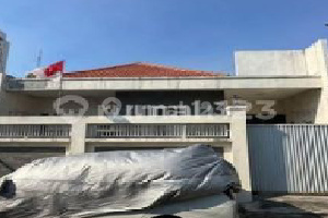 tampak depan dijual rumah pradah permai 1