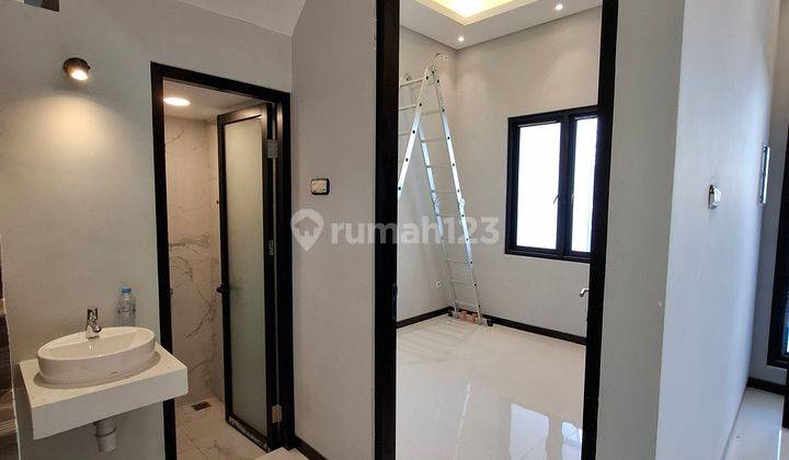 Dijual Rumah Baru Gress 2 Lantai Mulyosari Surabaya Timur 2