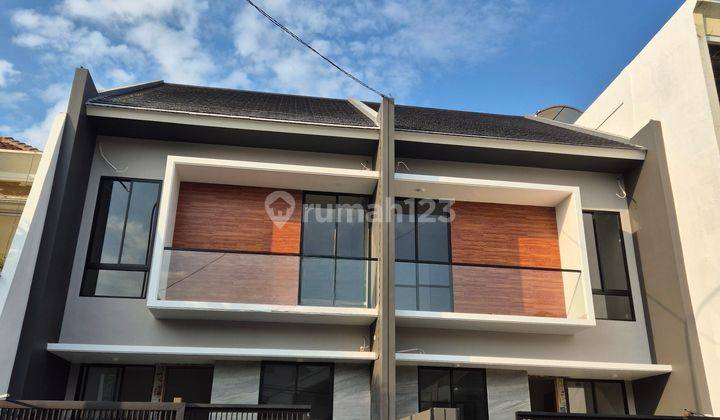 DIJUAL RUMAH MINIMALIS 2 LT MANYAR KERTOADI SURABAYA TIMUR 1