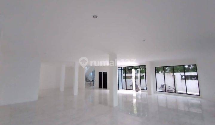 Disewakan Bangunan Komersial Nol Jalan Raya Surabaya Timur 2