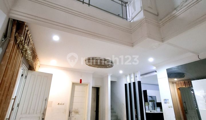 Rumah 2 Lantai Sutorejo Dekat Pakuwon City Surabaya Timur