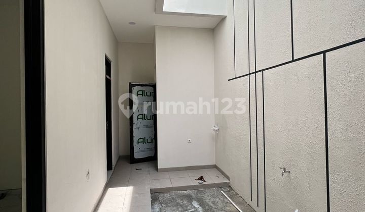 Ready-to-Occupy New House in Mulyosari Near Pakuwon City East Surabaya 2