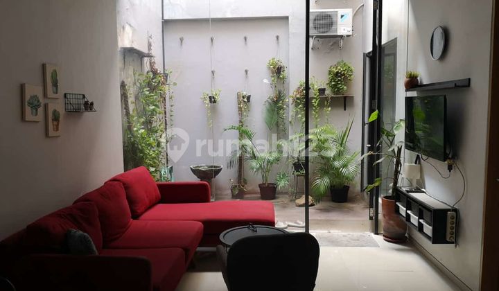 Rumah Siap Huni 2 Lantai Pakuwon City Surabaya Timur