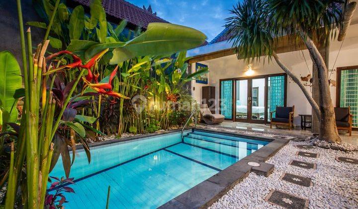 Disewakan Sebuah Villa Modern Full Furnished di Seminyak, Badung Bali 2