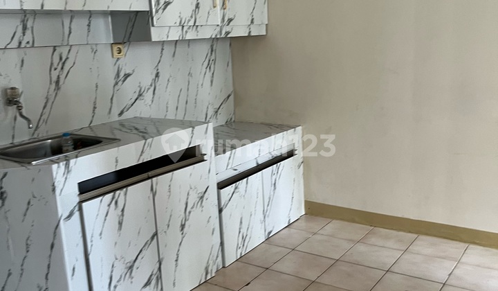 Ap.029 DIJUAL CEPAT !! Apt Mediterania Palace Kemayoran Semi furnished  2