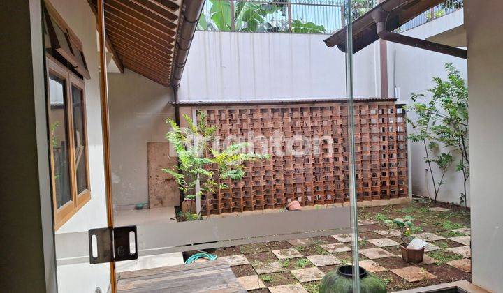 RUMAH BAGUS SIAP HUNI DI JALAN GRIYA LOKA BSD 2