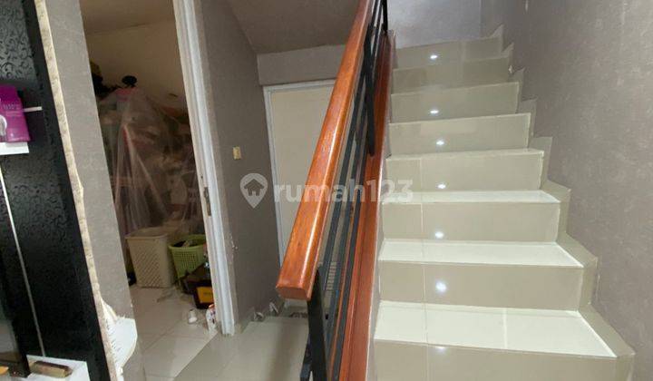 Rumah Metland Puri 2 lantai 10x15 Hook Hadap Selatan dan Timur 2