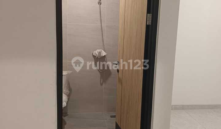 Rumah Dijual Metland Puri 2 Lantai SHM Strategis Cluster 2