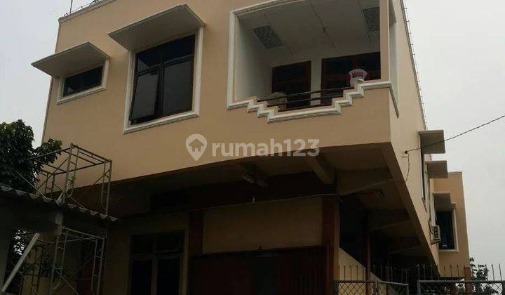 Rumah Usaha Best Deal Pinggir Jalan Besar 2