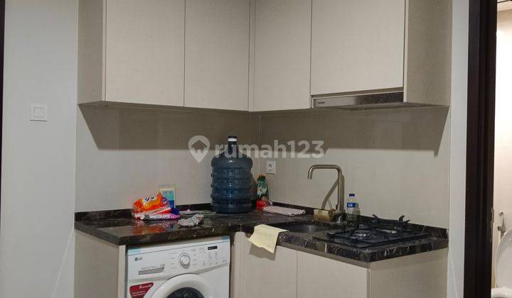 Disewakan Apartemen Puri Mansion (Crystal Tower) Semi Furnish 2