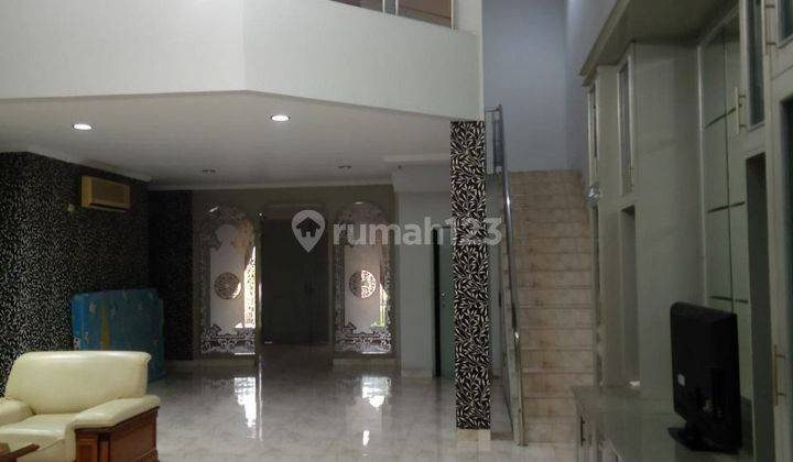 Disewakan Rumah Pik Elang Laut Semi Furnish 1