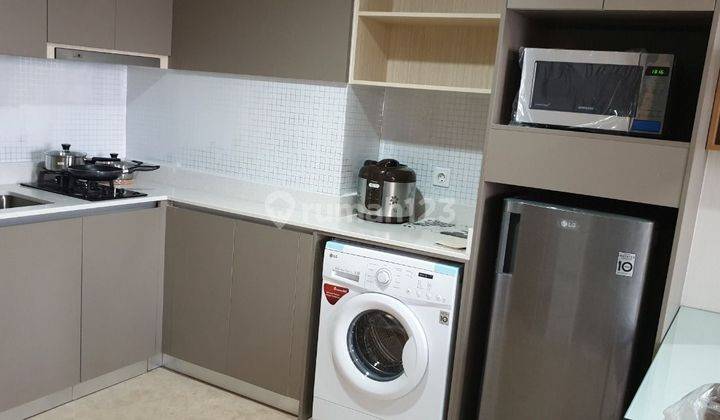 DISEWA APARTEMENT GOLD Coast Full Furnished 2