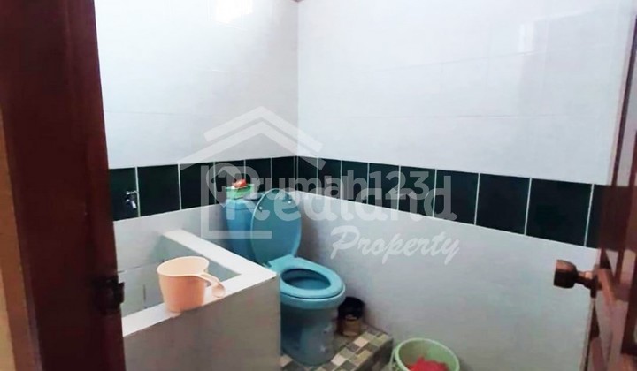 House in Srondol Asri Housing, Banyumanik, Semarang (De 7786) 2